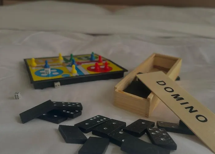 Shehu * Τίρανα